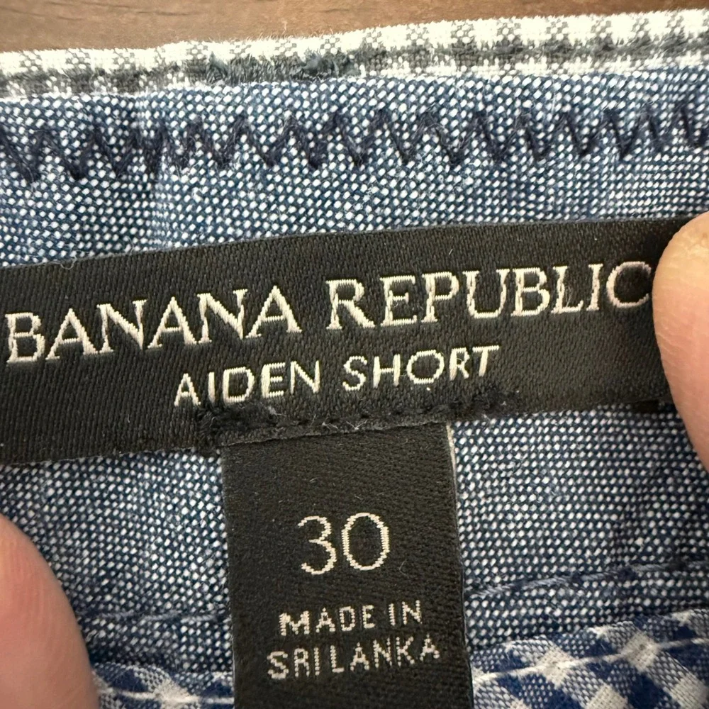 Banana Republic Aiden Short Mens 30 Blue White Gingham Slim Fit Chino Shorts